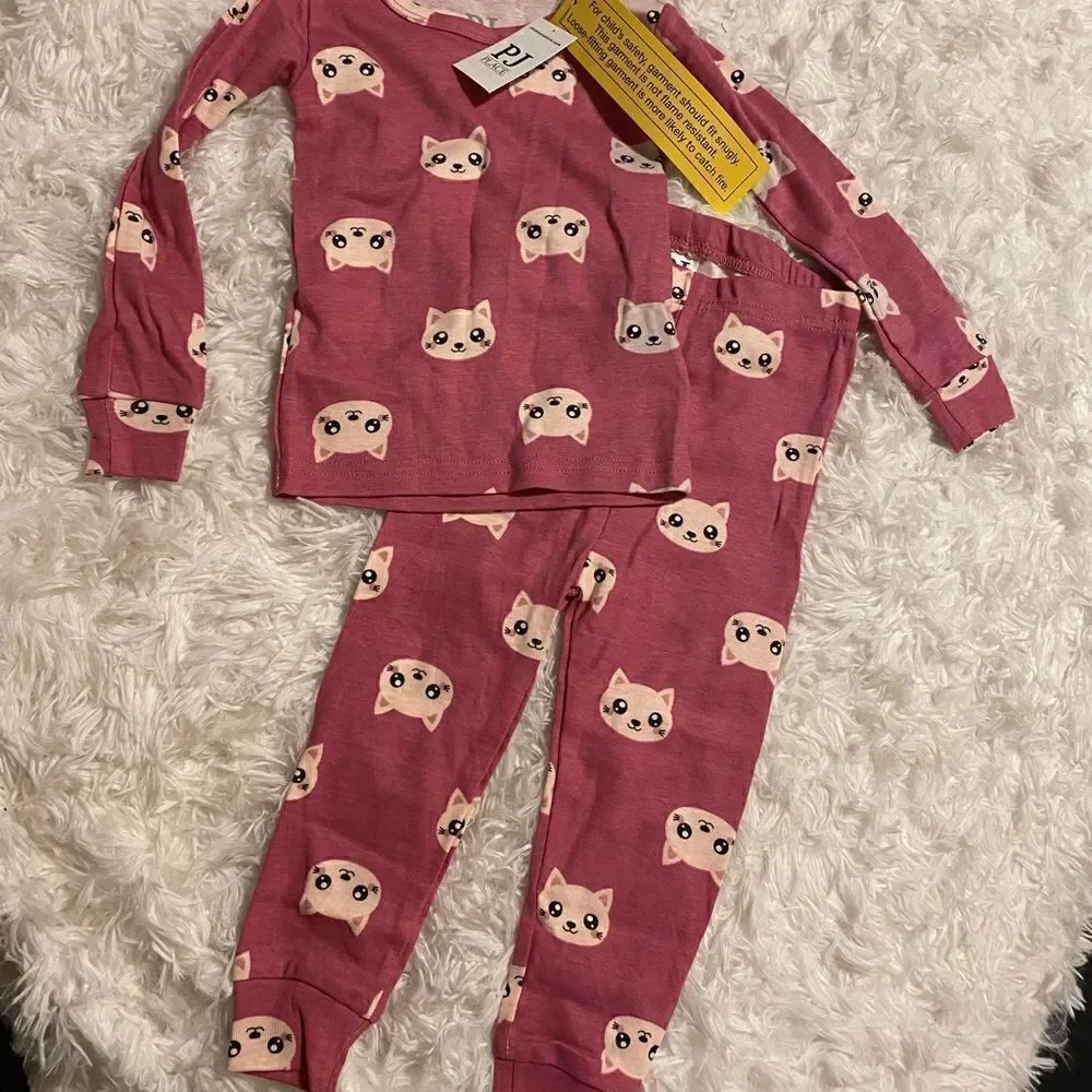 *NWT* Children’s Place 2 Piece 12-18M Pajamas, Purple Cat